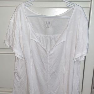 Flowy gap shirt